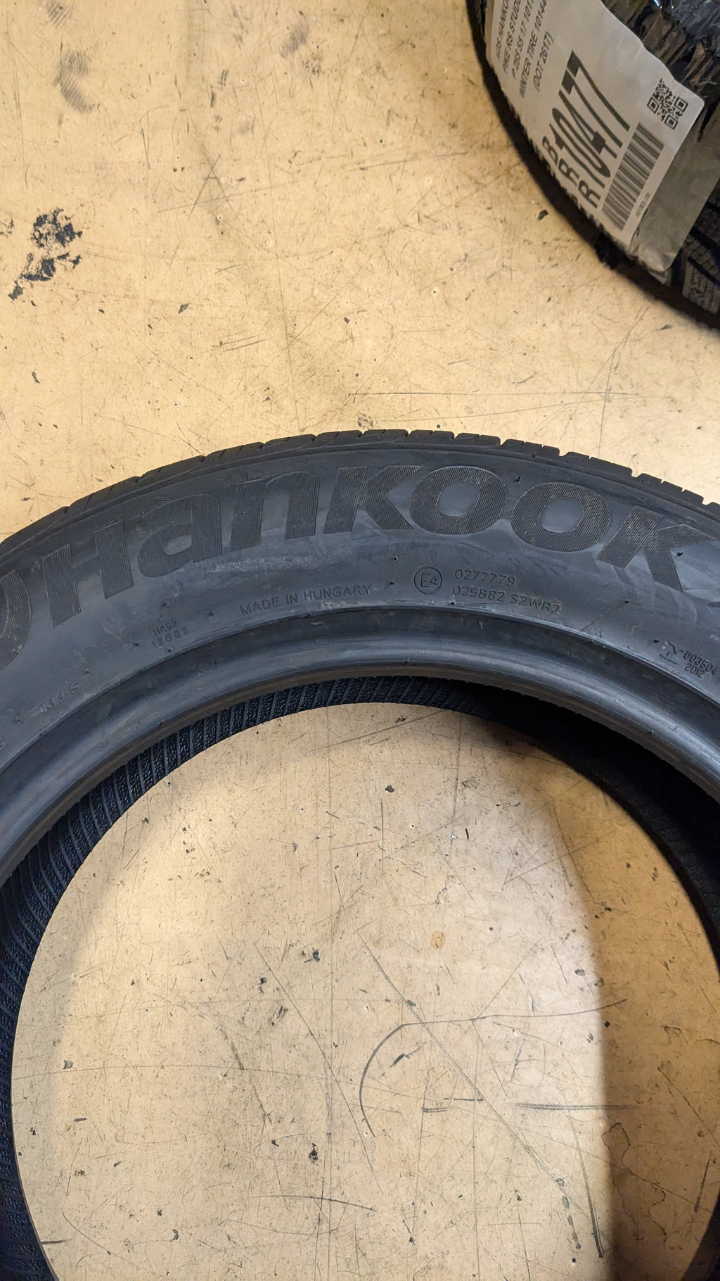 NOS HANKOOK VENTUS S1 NOBLE 2 (*) BSW P 225 55 17 97H ALL SEASON TIRE 1015312