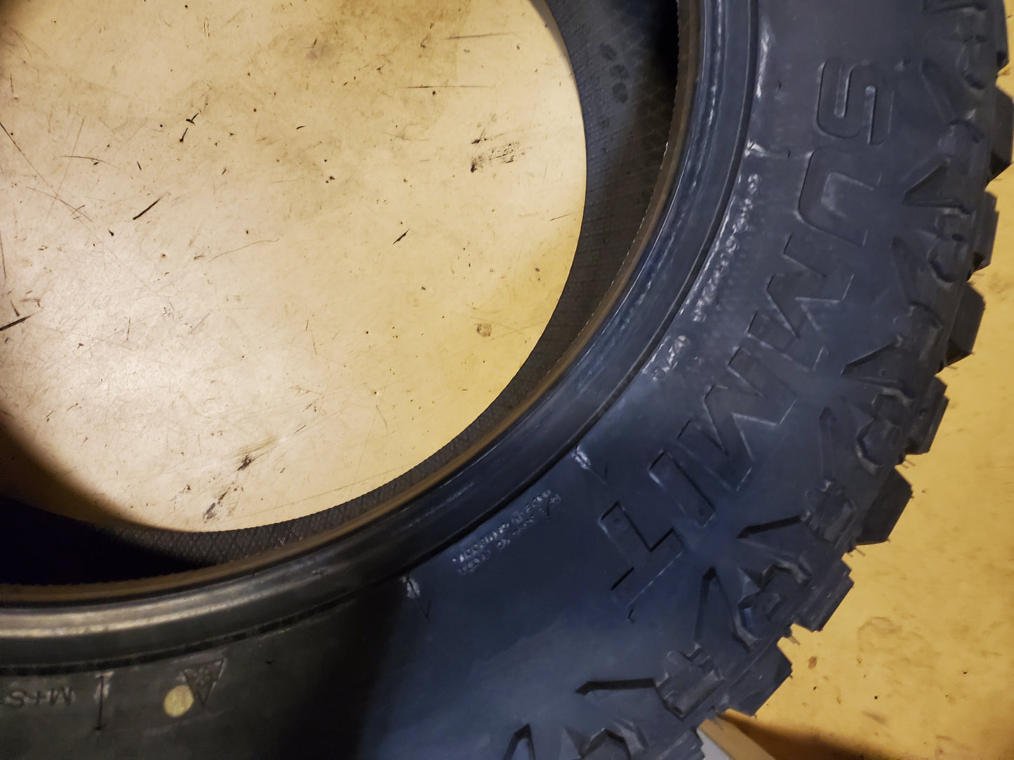 SUMMIT TRAIL CLIMBER RT BSW LT 37 12.5 22 127Q 12PLY RUGGED TERRAIN TIRE 1600728