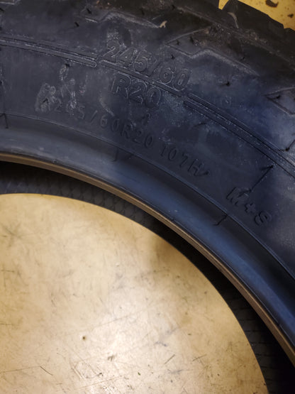 UNIROYAL LAREDO AT BSW P 245 60 20 107H ALL SEASON TIRE 7519