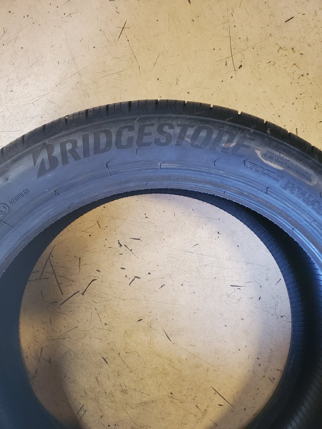 DTO 9/32" BRIDGESTONE TURANZA LS100 RFT P 225 45 17 91H ALL SEASON TIRE 012391