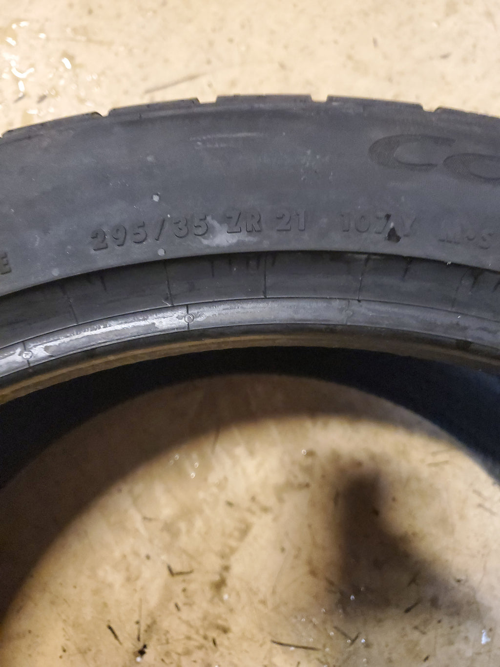 CONTINENTAL CONTROLCONTACT SPORT SRS+ P 295 35 21 107Y UHP TIRE 15571300000
