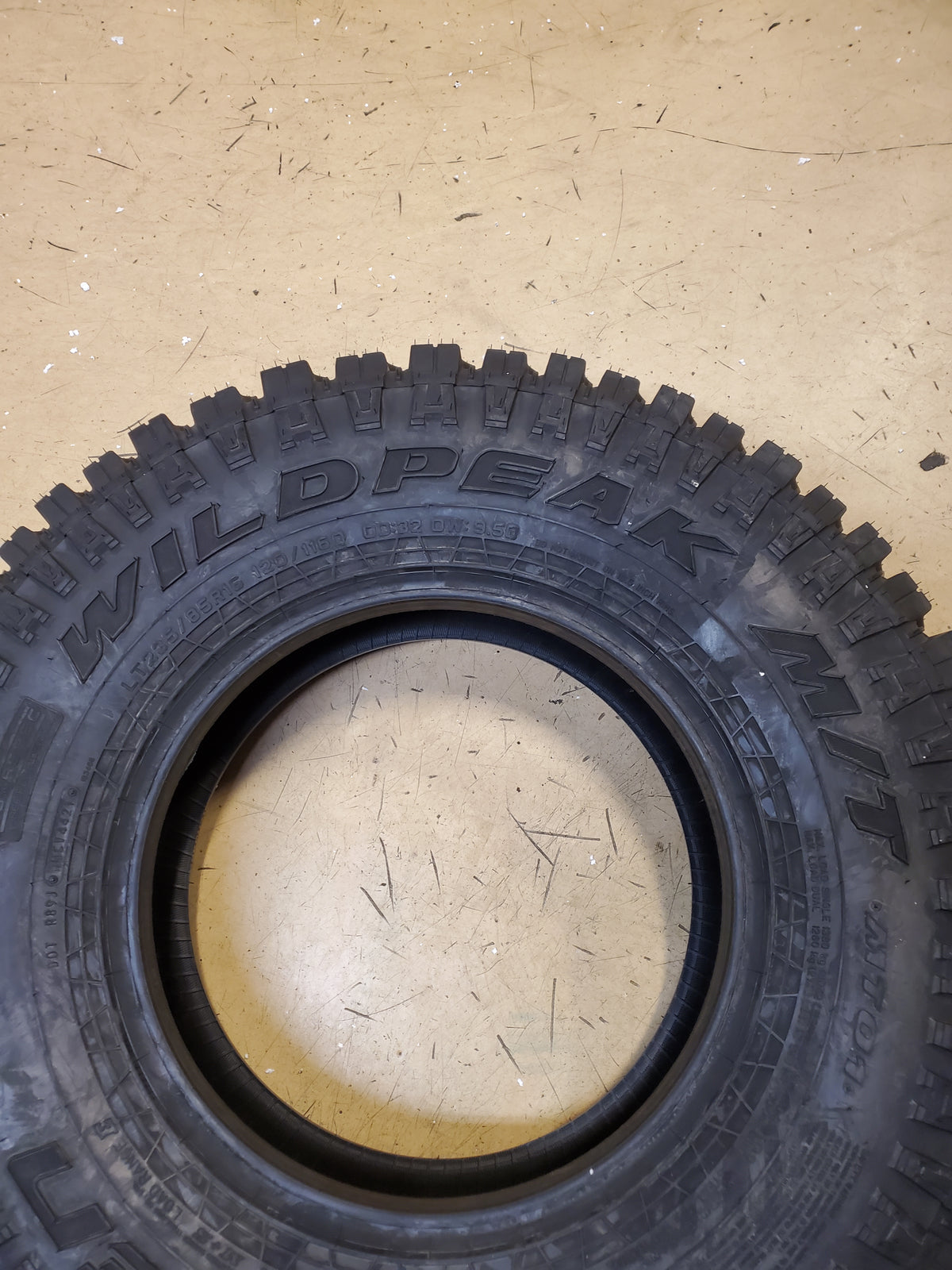 FALKEN WILDPEAK MT01 BSW LT 235 85 16 120/116Q 10PLY MUD TIRE 28516994