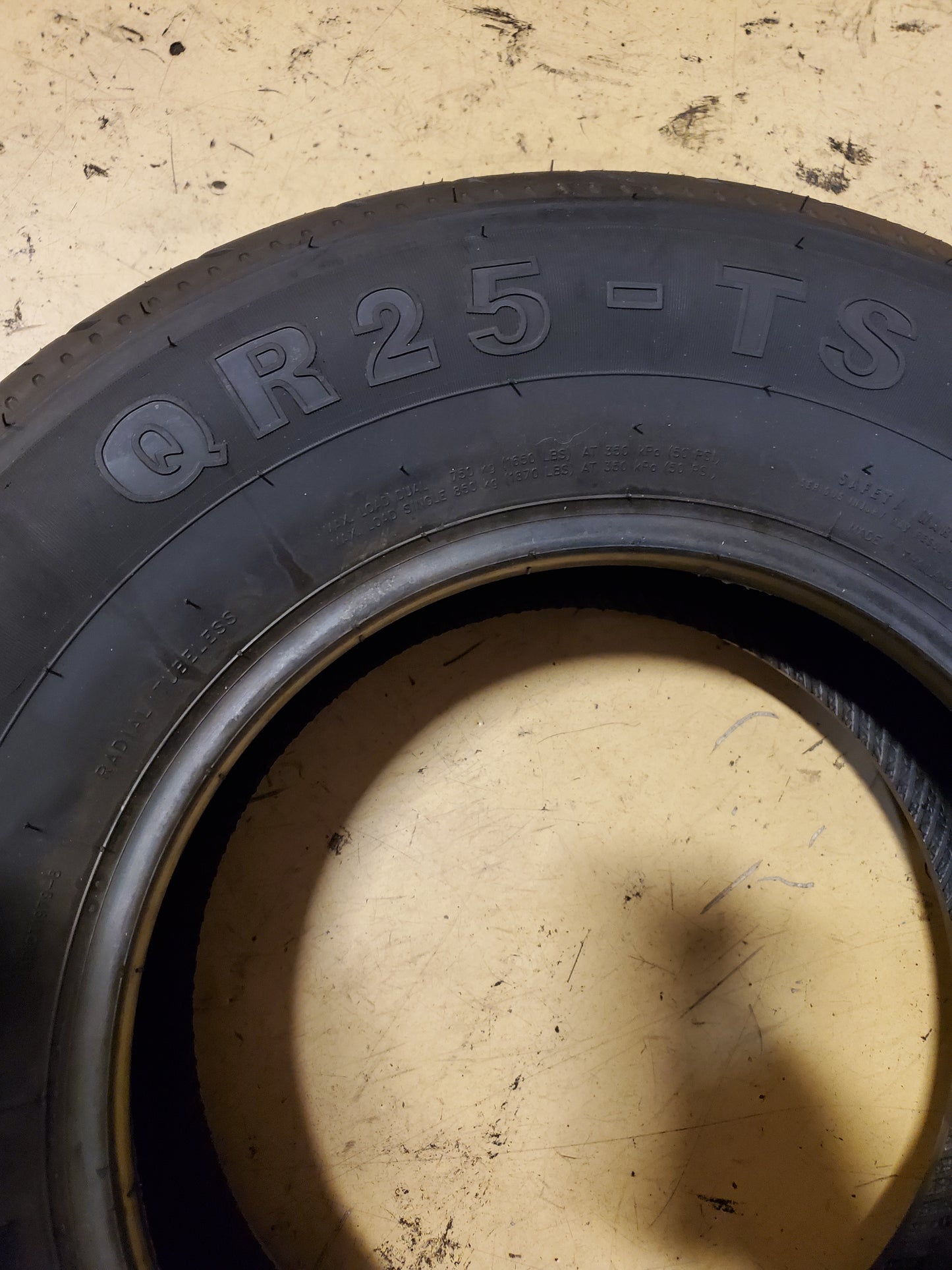 GLADIATOR QR25-T2 BSW ST 215 75 14 102/98N 6PLY TRAILER TIRE 1943002141