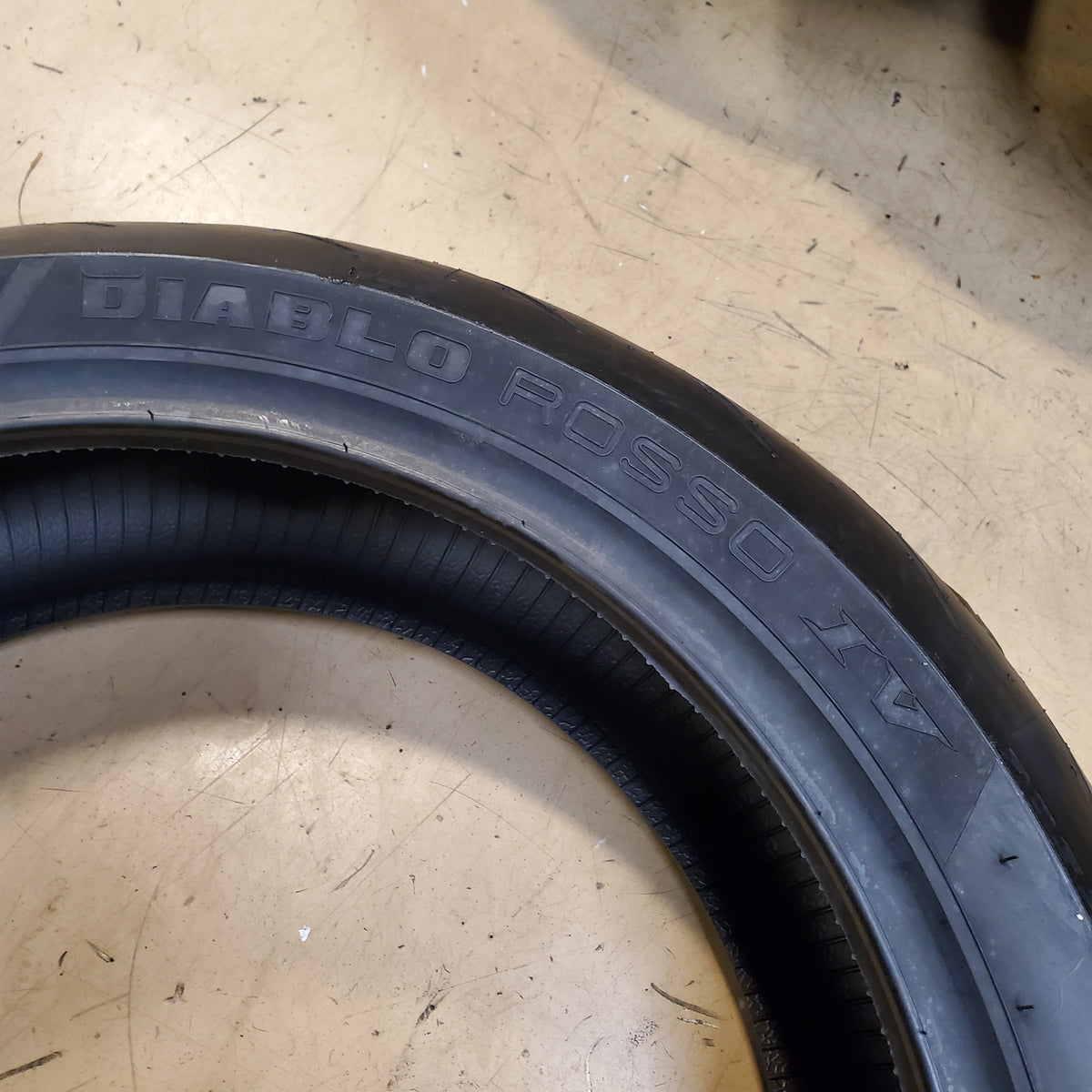 PIRELLI DIABLO ROSSO IV 180 60 17 75W REAR MOTORCYCLE TIRE 3979500