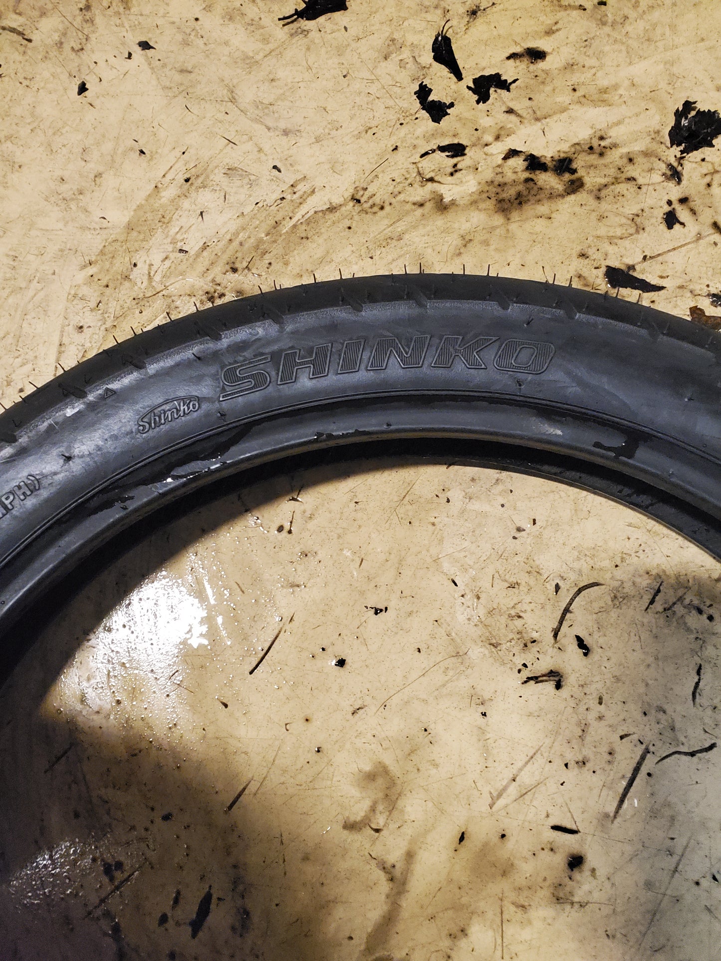 SHINKO SR712 BSW 3 18 55H FRONT MOTORCYCLE TIRE 874157