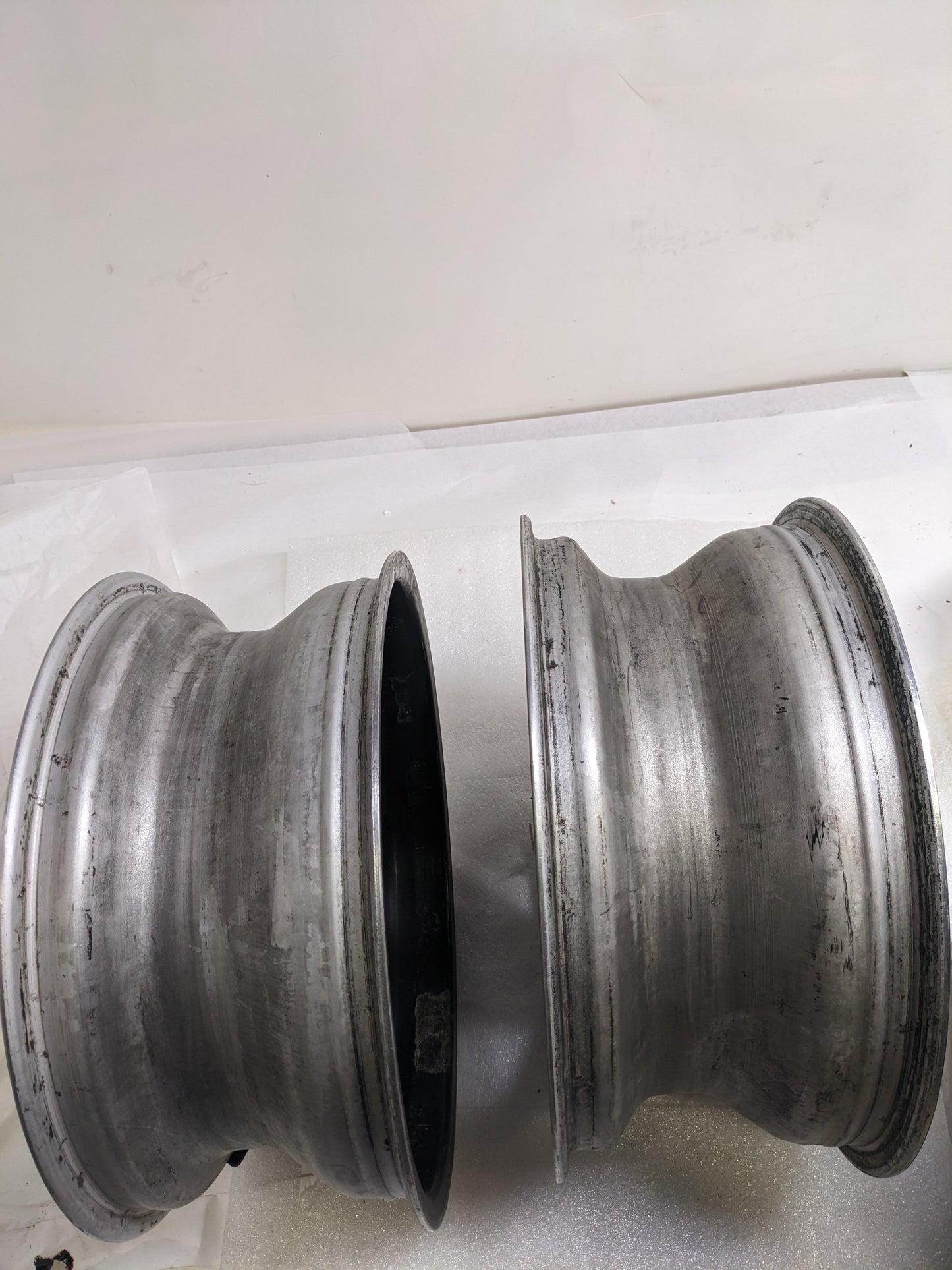 FUCHSFELGE 16X6 16X7 SET OF FOUR WHEELS FOR PORSCHE 991 BLACK SATIN CENTER W/ SILVER ANODIZED LIP USED B2
