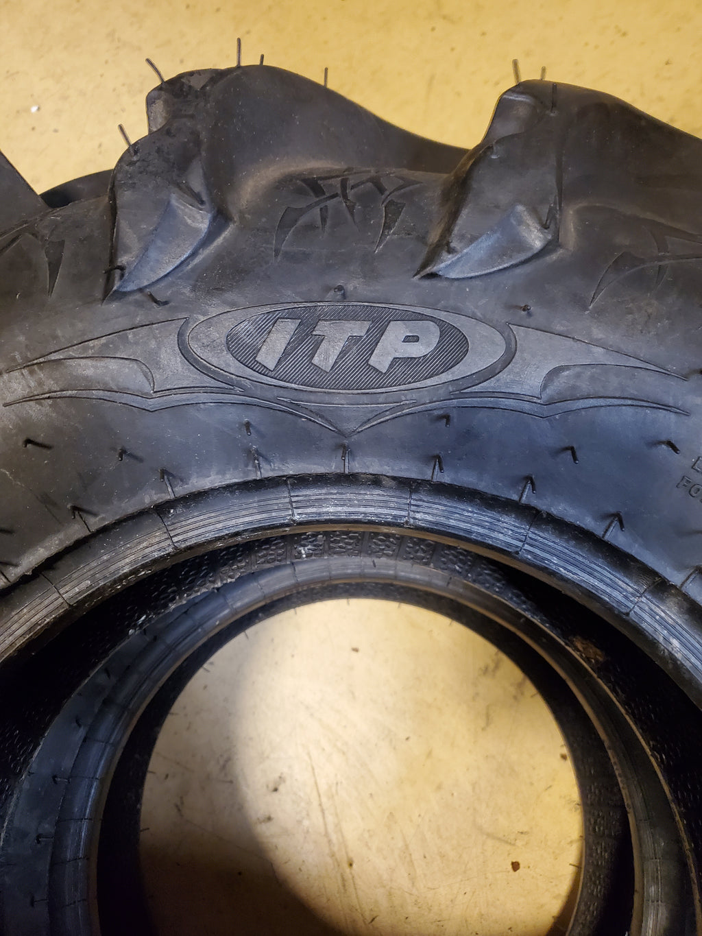 NOS ITP MEGA MAYHEM BSW AT 27 9 12 6PLY ATV/UTV TIRE 6P0035