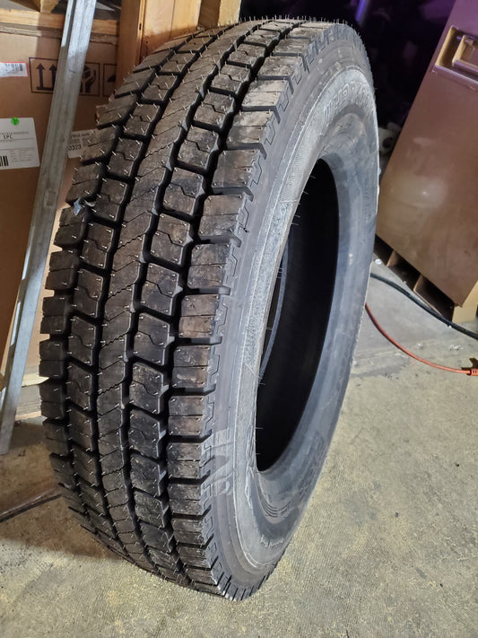 HANKOOK DH37 BSW LT 255 70 22.5 139/136L 16PLY COMMERCIAL TIRE 3003184