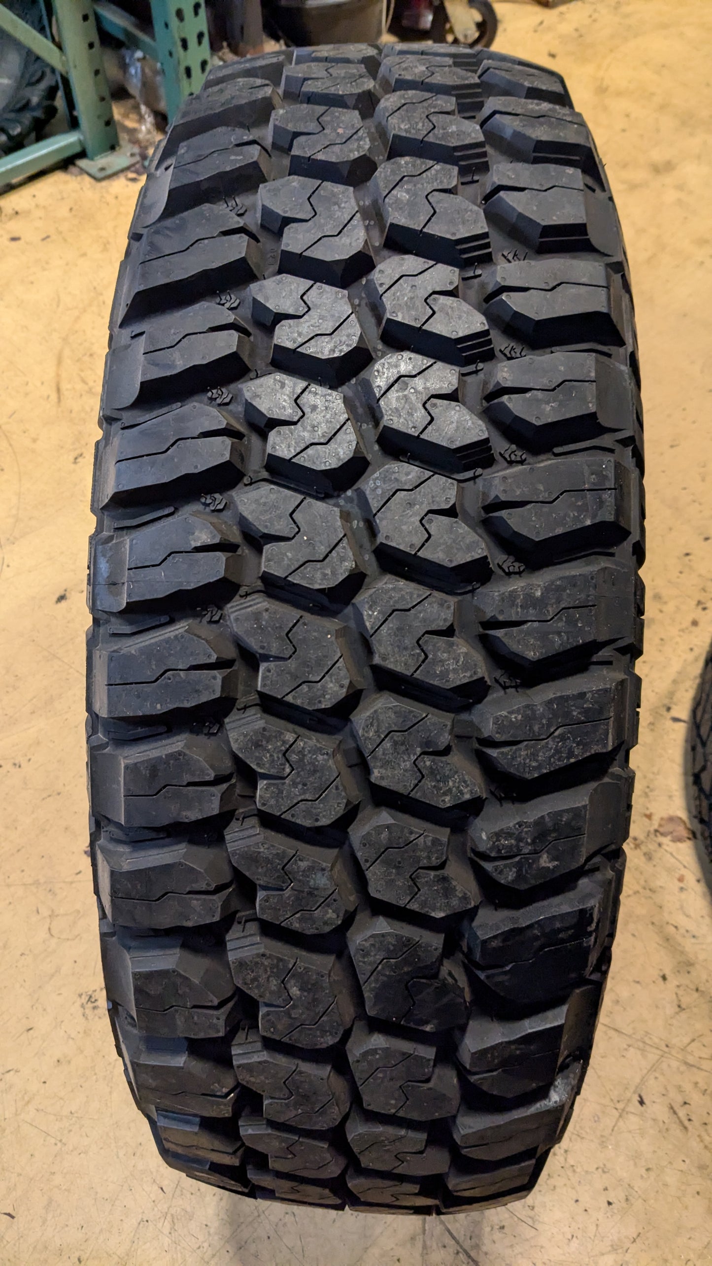 WESTLAKE RADIAL SL376 M/T BSW LT 275 65 20 126/123Q 10PLY MUD TERRAIN 22689314