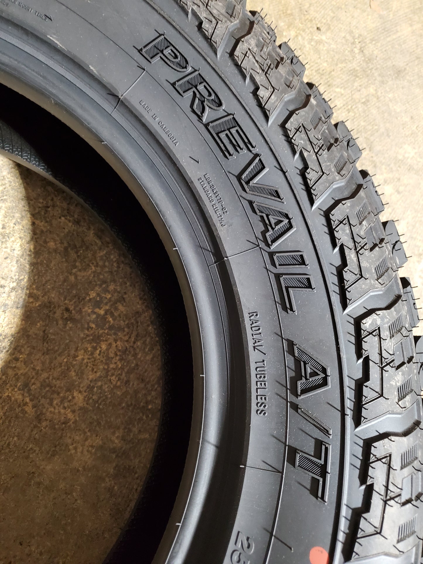 CELIMO PREVAIL A/T BSW P 255 70 18 113T ALL TERRAIN TIRE 22000043
