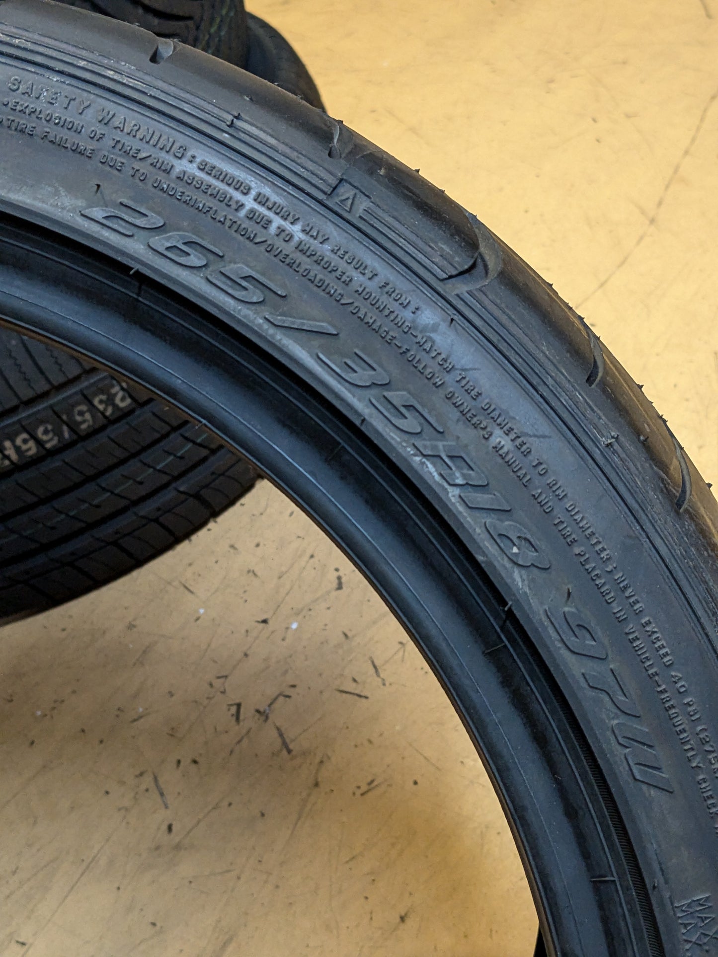 FALKEN AZENIS RT615K+ BSW P 265 35 18 97W REIN. PERFORMANCE SUMMER TIRE 28233806