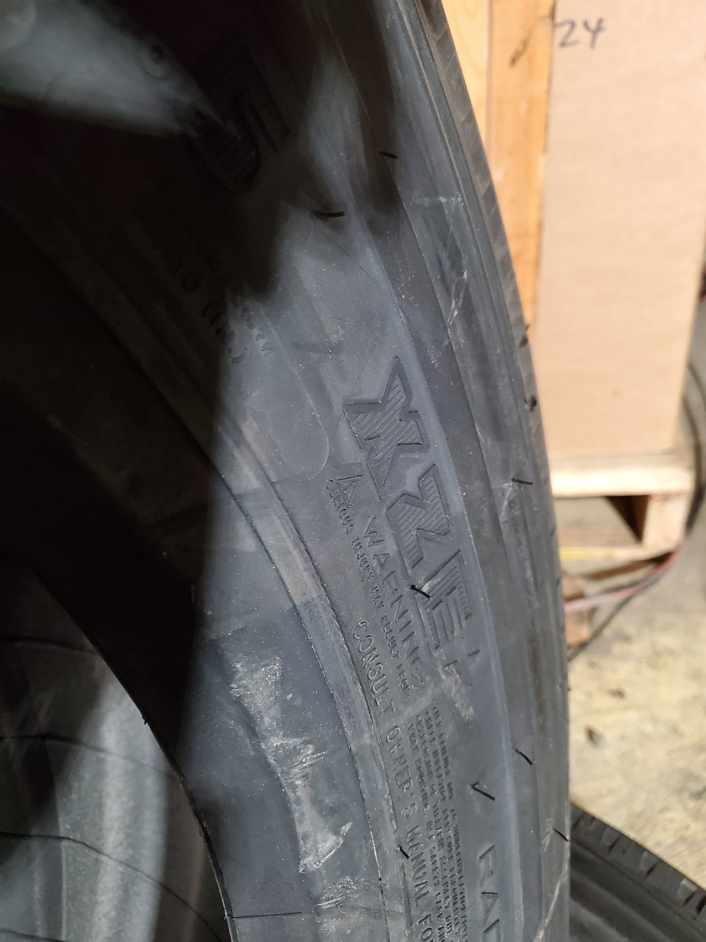 MICHELIN XZE BSW LT 255 70 22.5 16PLY COMMERCIAL TIRE 61737