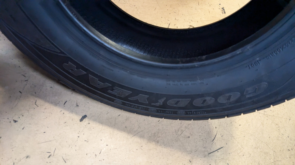 2 GOODYEAR ASSURANCE ALL-SEASON BSW P 225 65 16 100T  TIRE 407786374
