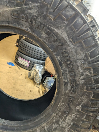 FURY COUNTRY HUNTER M/T II BSW LT 35 12.50 17LT 121Q F MUD TERRAIN TIRE FCHIIF35125017A