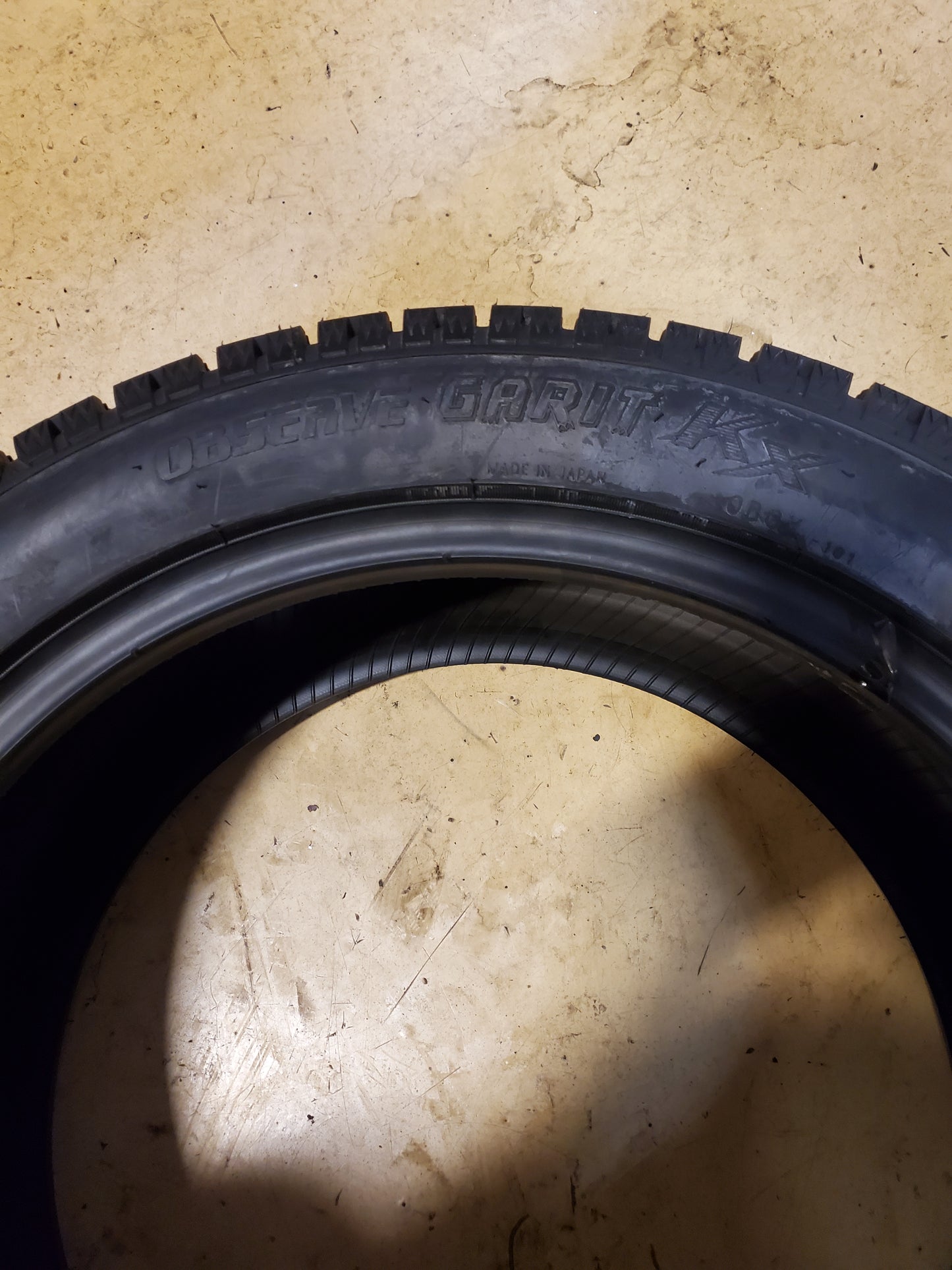 NOS TOYO OBSERVE GARIT KX BSW P 235 45 17 97H WINTER TIRE 149620