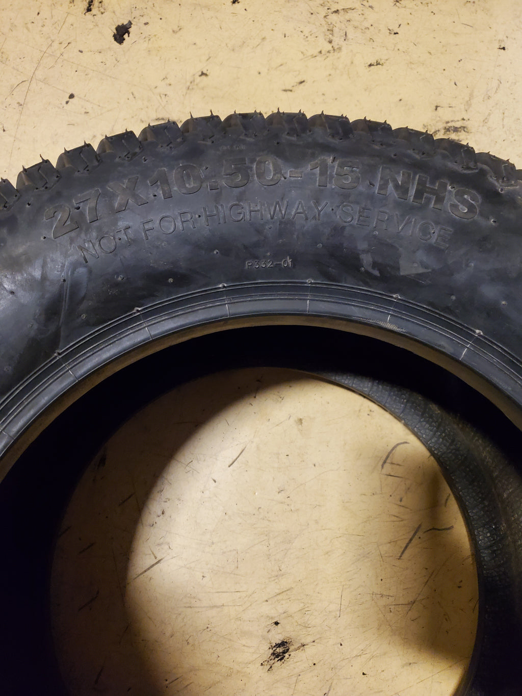 NOS TRAC GARD C/T BSW 27 10.5 15 8PLY LAWN TIRE 27250003TR