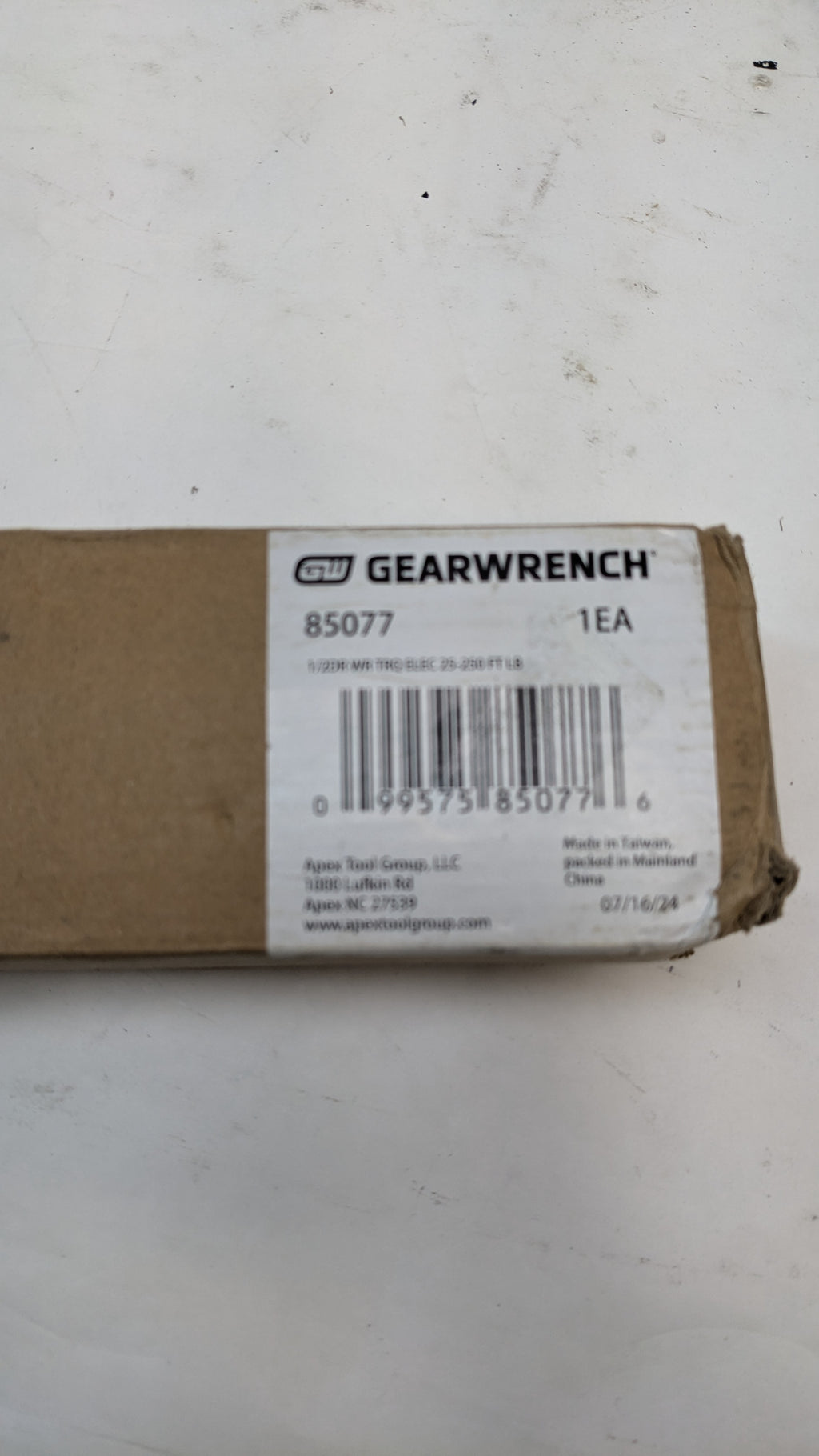 GEARWRENCH 1/2" DRIVE ELECTRONIC TORQUE WRENCH 25-250 FT/LBS 85077