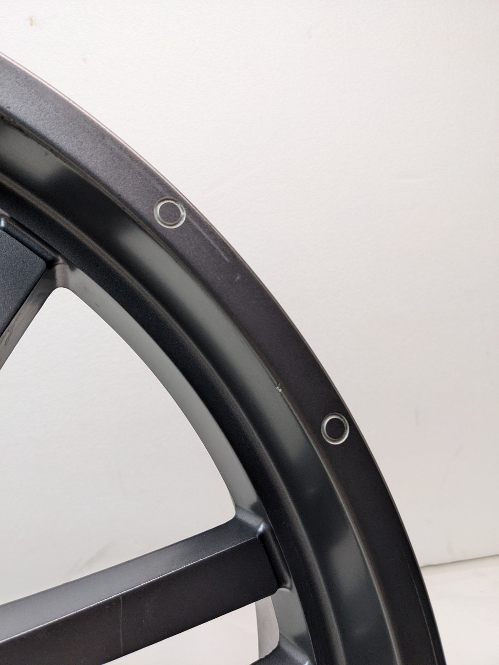 SYSTEM 3 OFF-ROAD ST-3 SIMULATED BEADLOCK WHEEL 24X6.5 ET:+10 SH957 4X5.5
