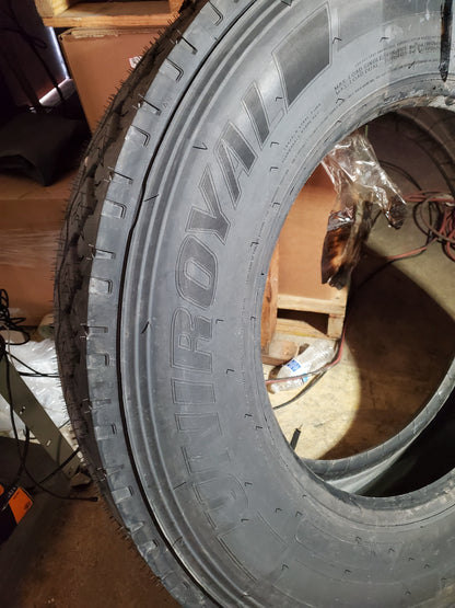 NOS UNIROYAL RD30 BSW LT 275 80 24.5 144/141L 14PLY DRIVE TIRE 92294