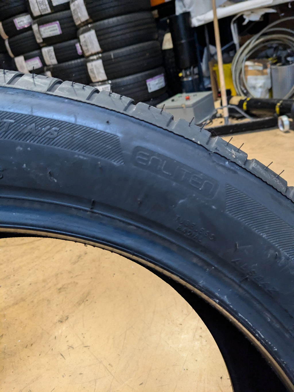 2 BRIDGESTONE ALENZA SPORT A/S BSW P 265 45 21 104T UHP TIRE 012441