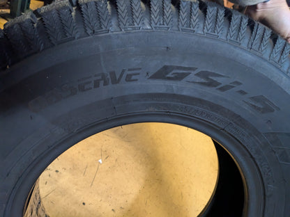 NOS TOYO OBSERVE GSI-5  BSW P 235 75 16 111S SL WINTER/SNOW TIRE 130450