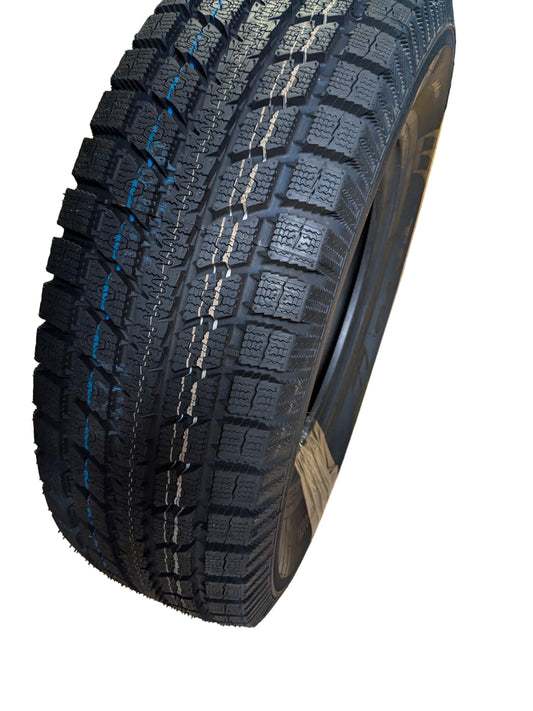 NOS TOYO OBSERVE GSI-5  BSW P 235 75 16 111S SL WINTER/SNOW TIRE 130450