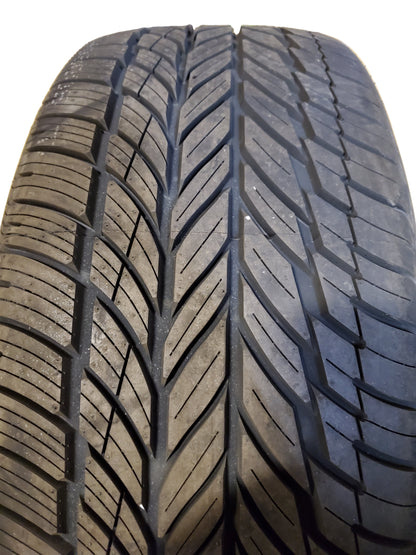 VOGUE CUSTOM BUILT RADIAL VIII P 245 45 20 103V XL HIGH PERFORMANCE TIRE 02206606