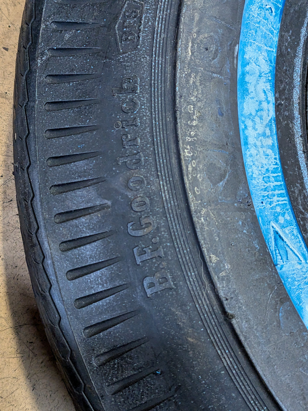 4 BFGOODRICH SILVERTOWN NARROW WHITEWALL 7.50 14 95S 4PLY TIRES 52620