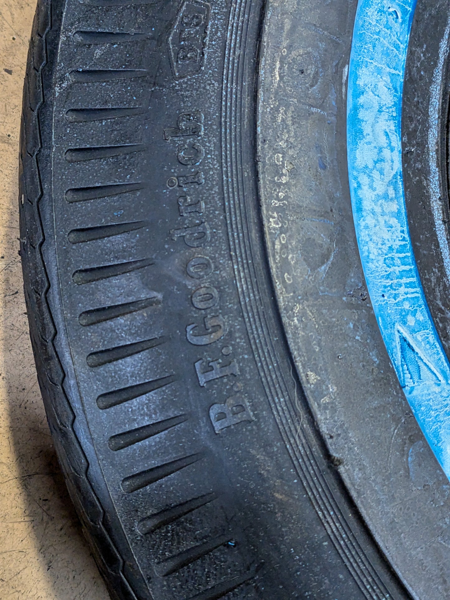 4 BFGOODRICH SILVERTOWN NARROW WHITEWALL 7.50 14 95S 4PLY TIRES 52620