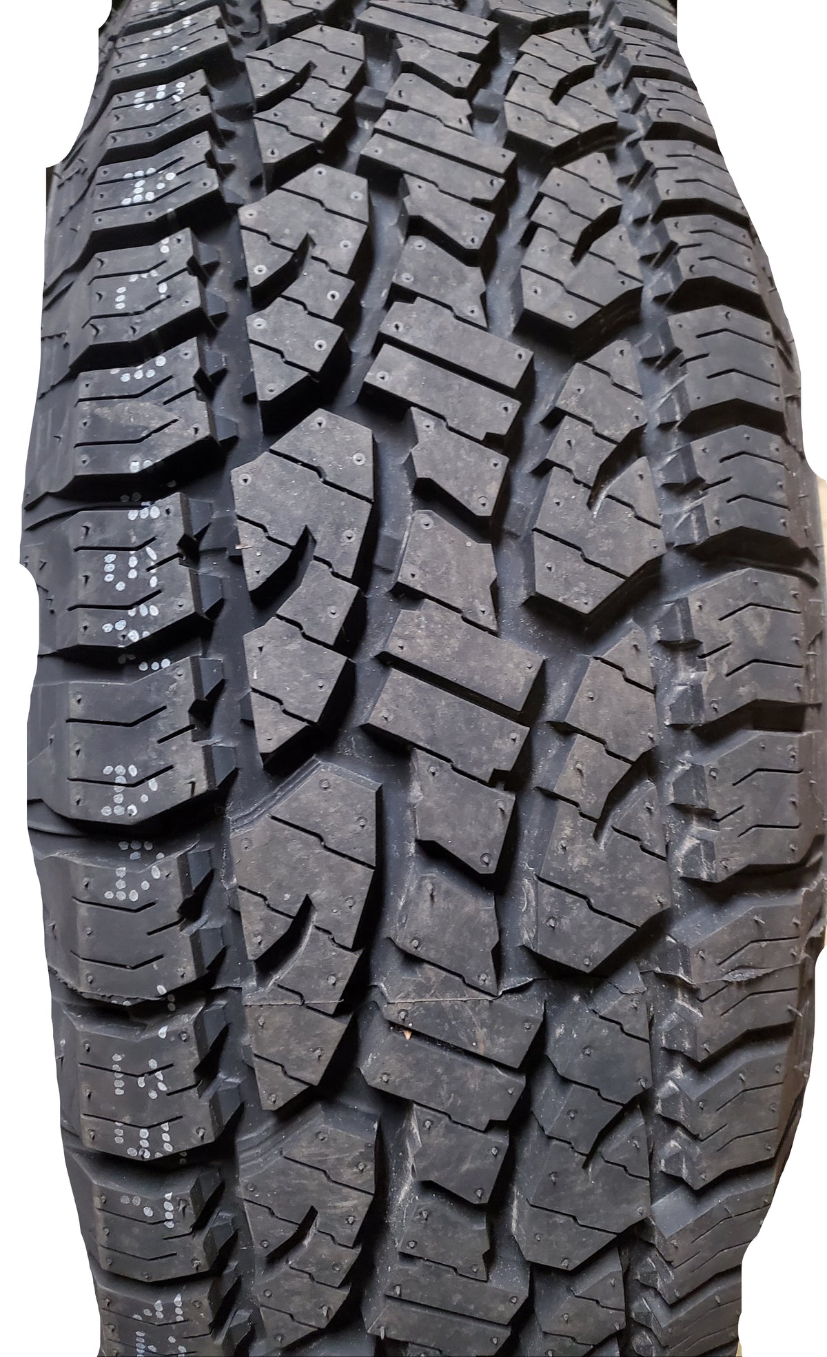 MULTI-MILE TRAIL GUIDE ALL TERRAIN BSW P 235 70 16 106S  TIRE TGT53