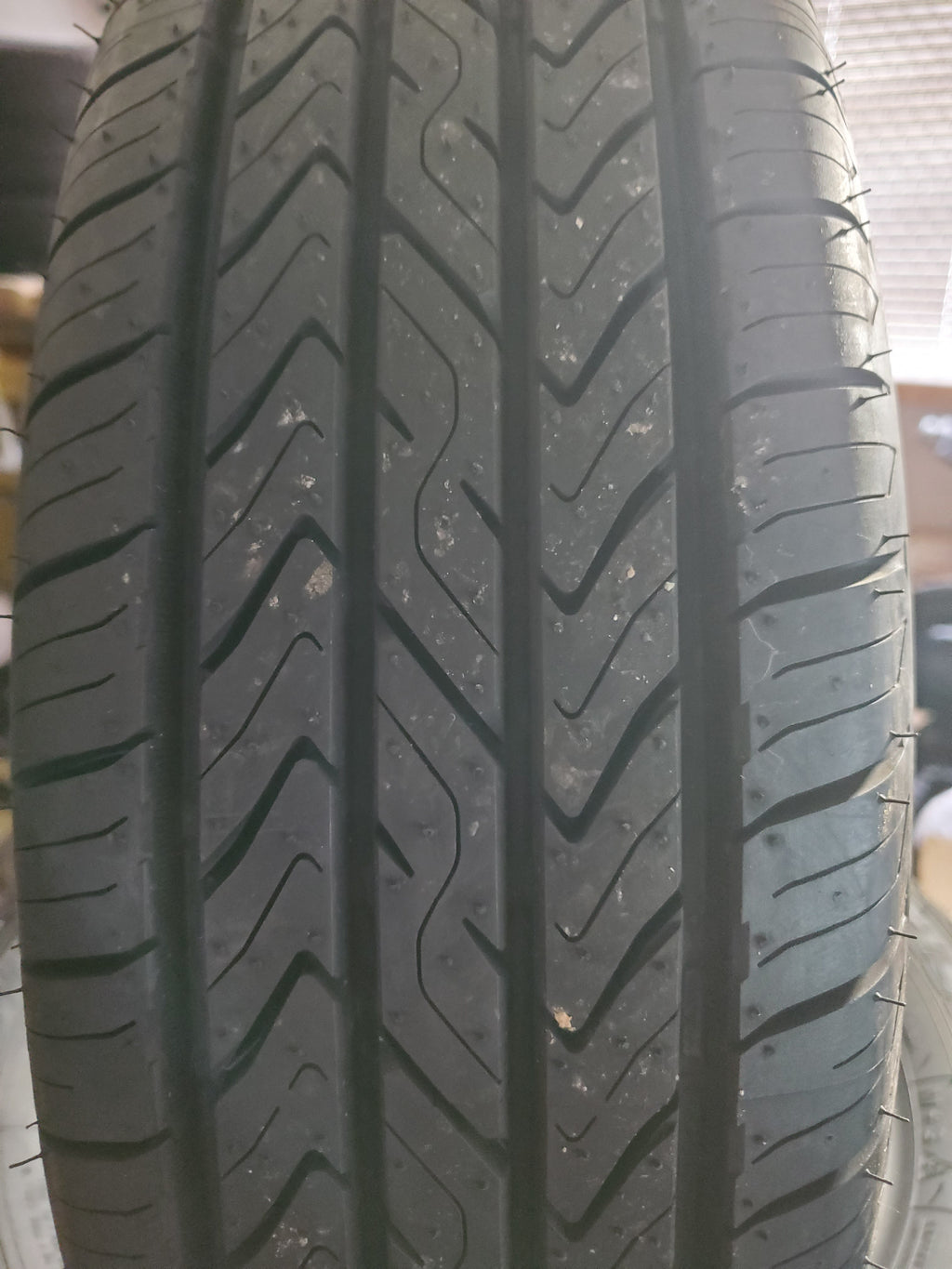 NOS TOYO EXTENSA A/S II BSW P 185 70 14 88T ALL SEASON TIRE 148350
