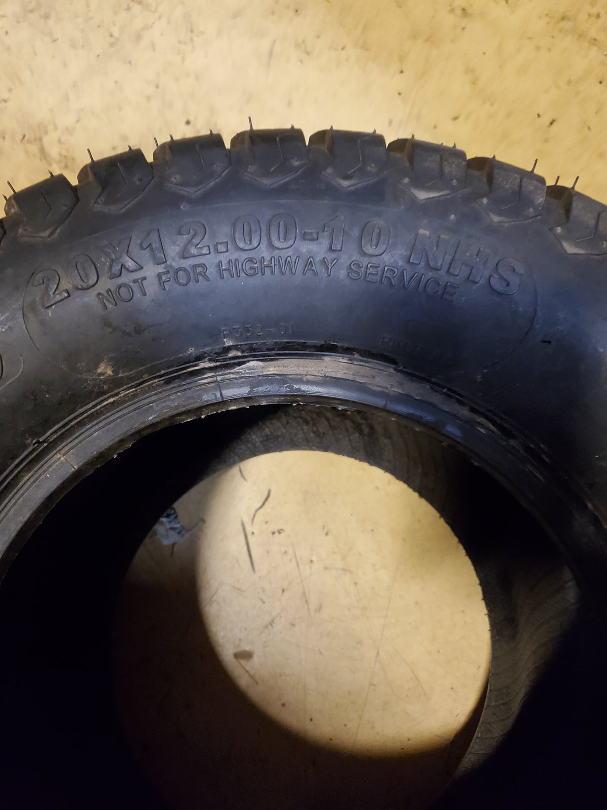 WANDA P332 BSW 20 12 10 4PLY LAWN TIRE 13042