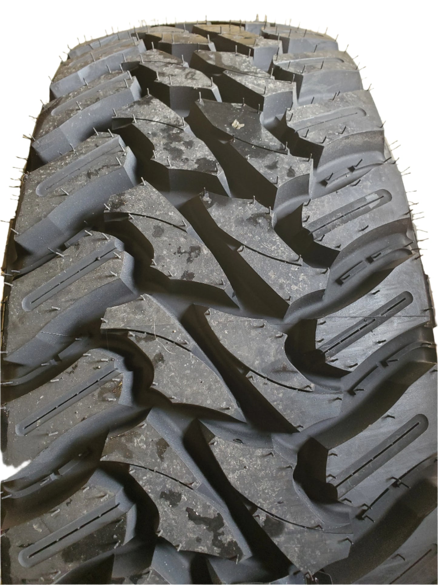 ATTURO TRAIL BLADE M/T BSW LT 265 70 17 121/118Q 10PLY MUD TIRE TBMTI0040886