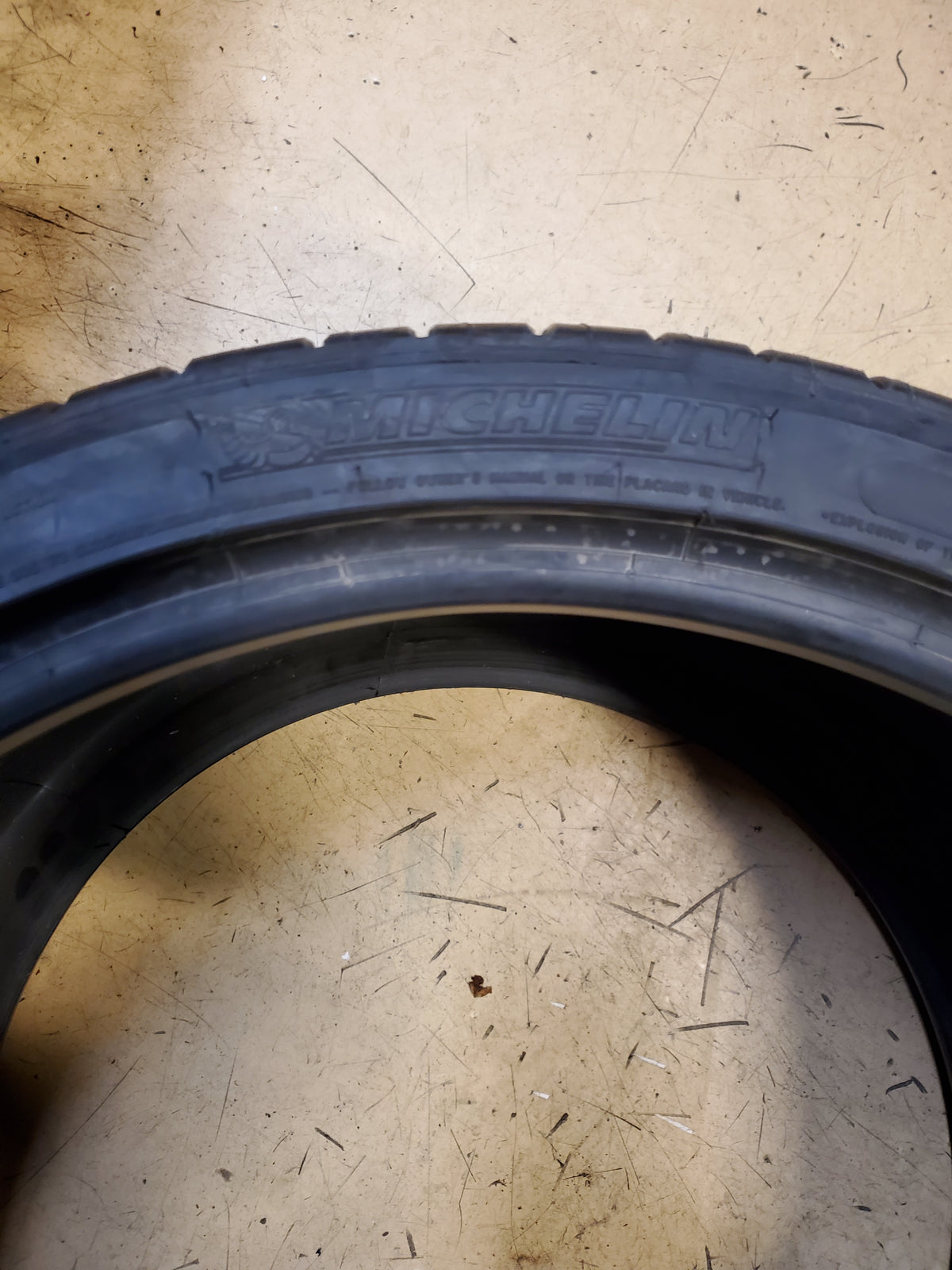 MICHELIN PILOT SUPER SPORT BSW P 335 25 20 99Y UHP TIRE 38353
