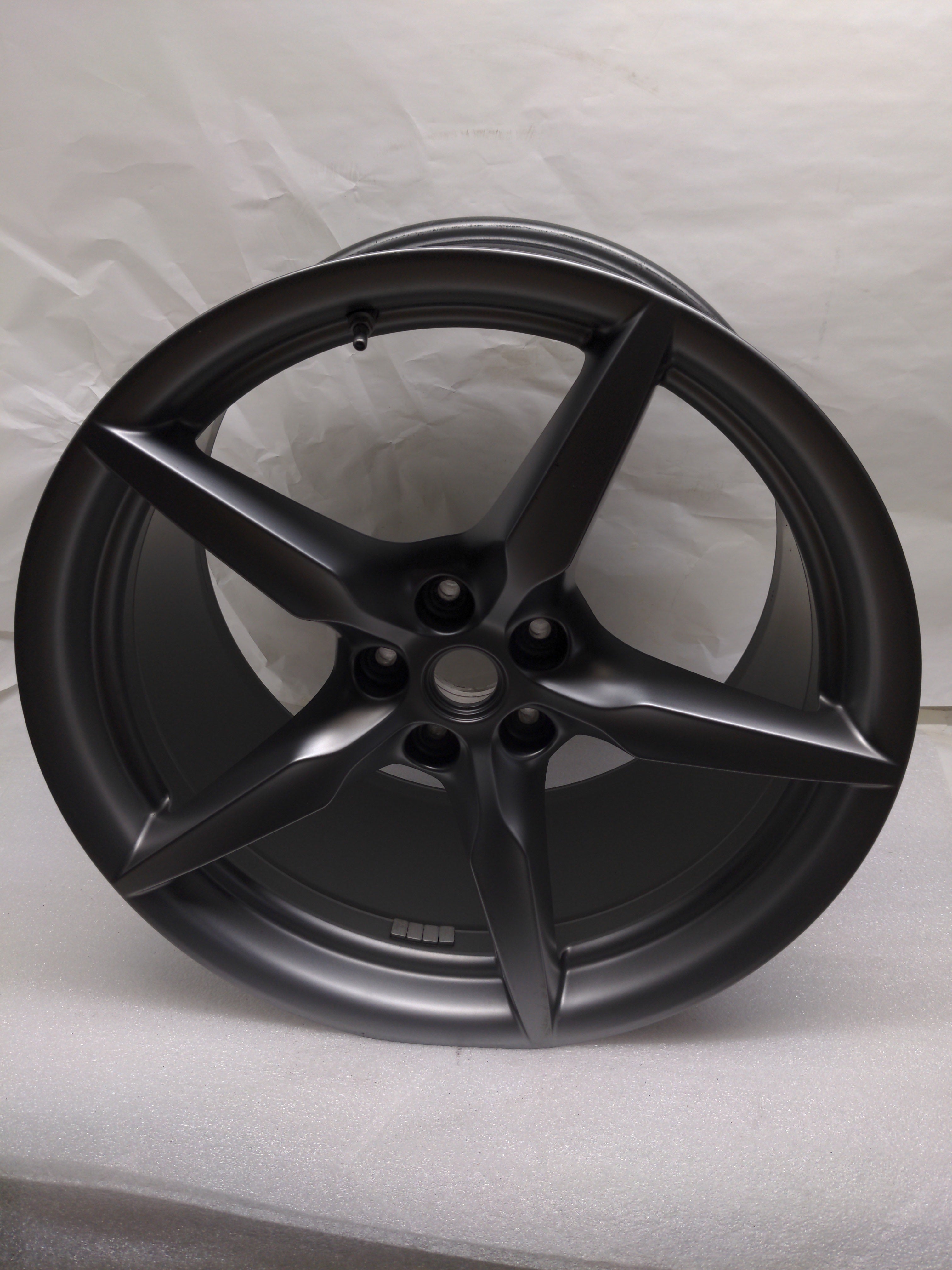 1 FERRARI 317175 REAR WHEEL 11JX20H2 ET38.5 5X115 BP FOR 488/F8 USED WR
