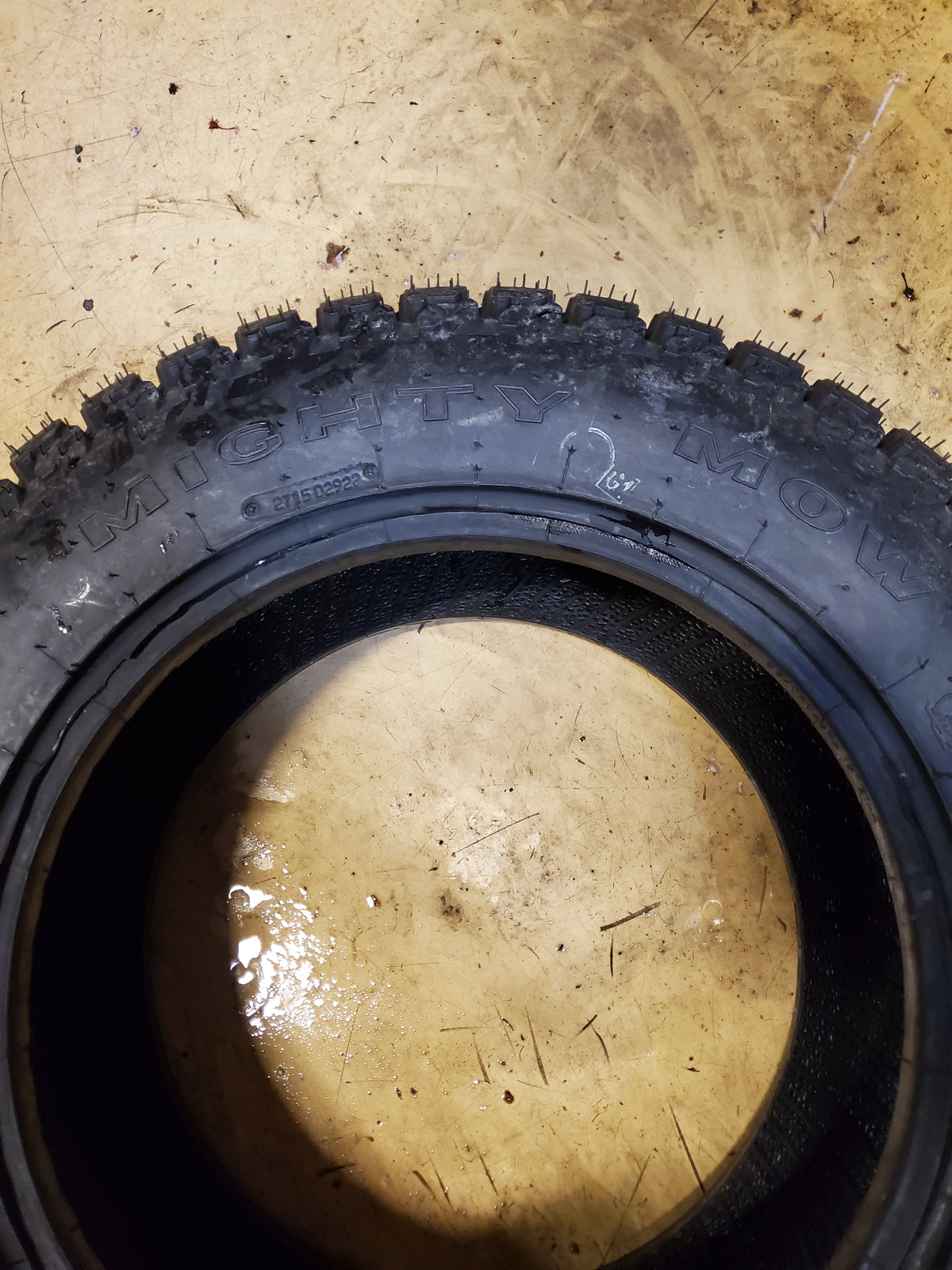 GALAXY MIGHTY MOW BSW 27 8.5 15 6PLY LAWN TIRE 135141