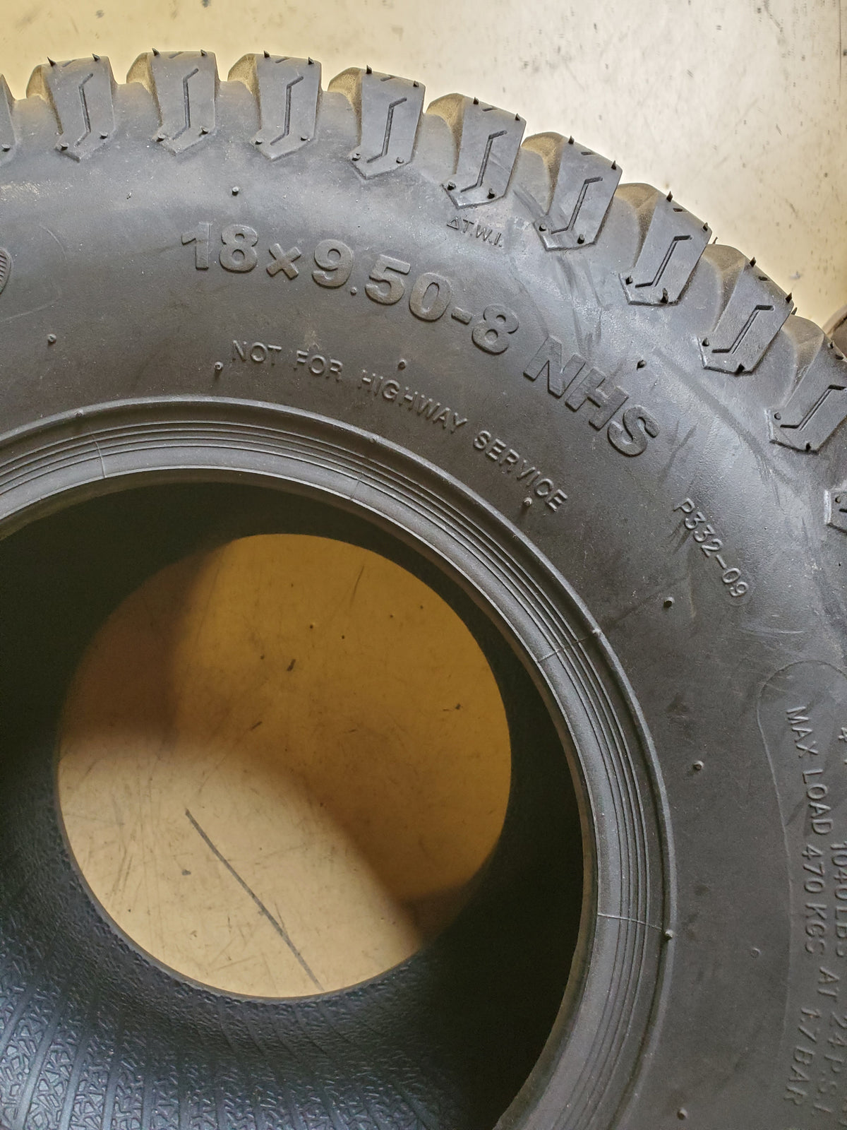 WANDA N766 BSW 18 9.5 8 4PLY LAWN TIRE W189508