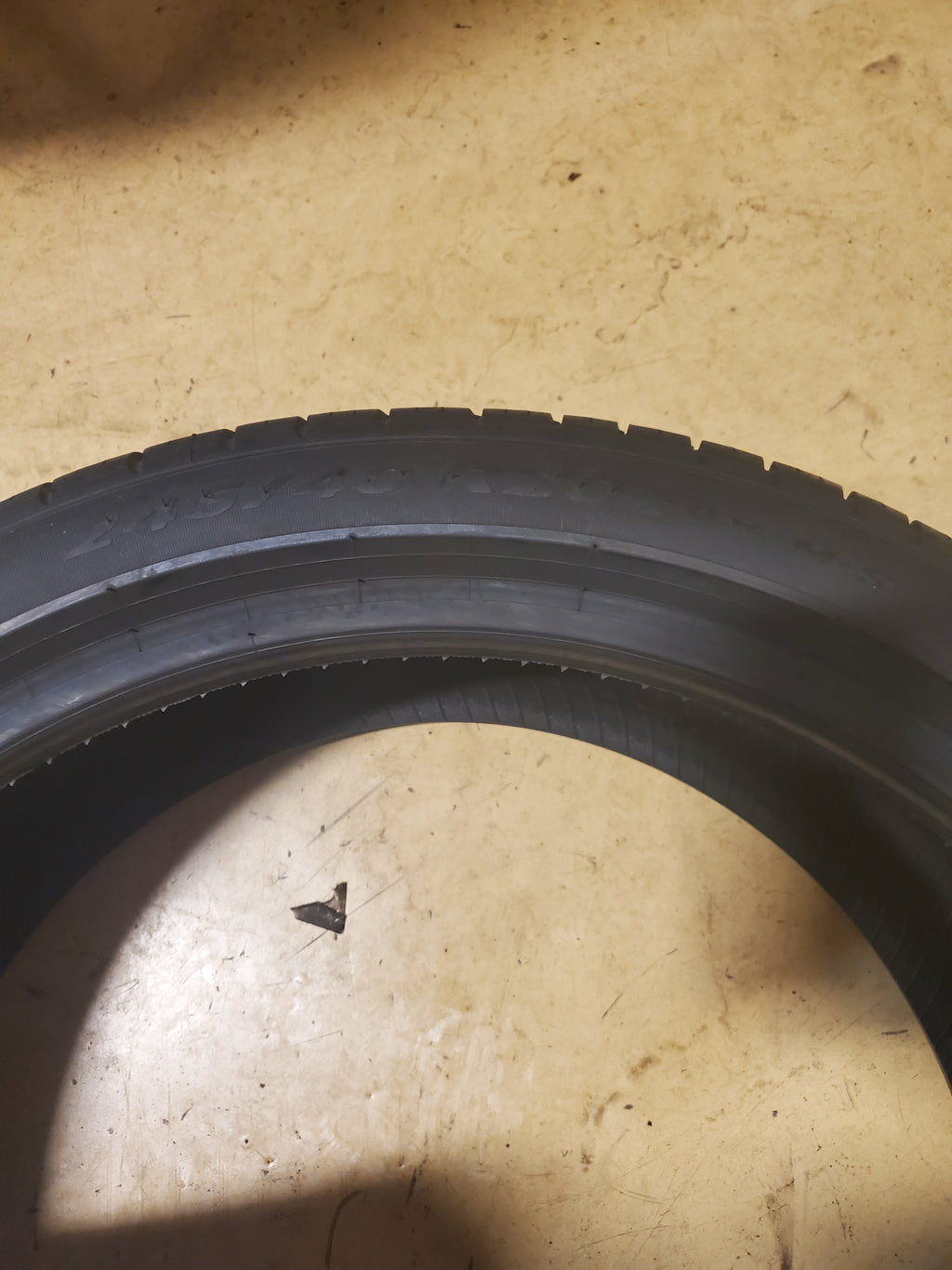 PIRELLI P ZERO A/S PLUS BSW P 245 40 20 99Y XL UHP TIRE 2577700
