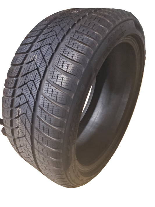 NOS PIRELLI WINTER SOTTOZERO 3 MOE RF BSW P 275 35 19 100V WINTER TIRE 2729000