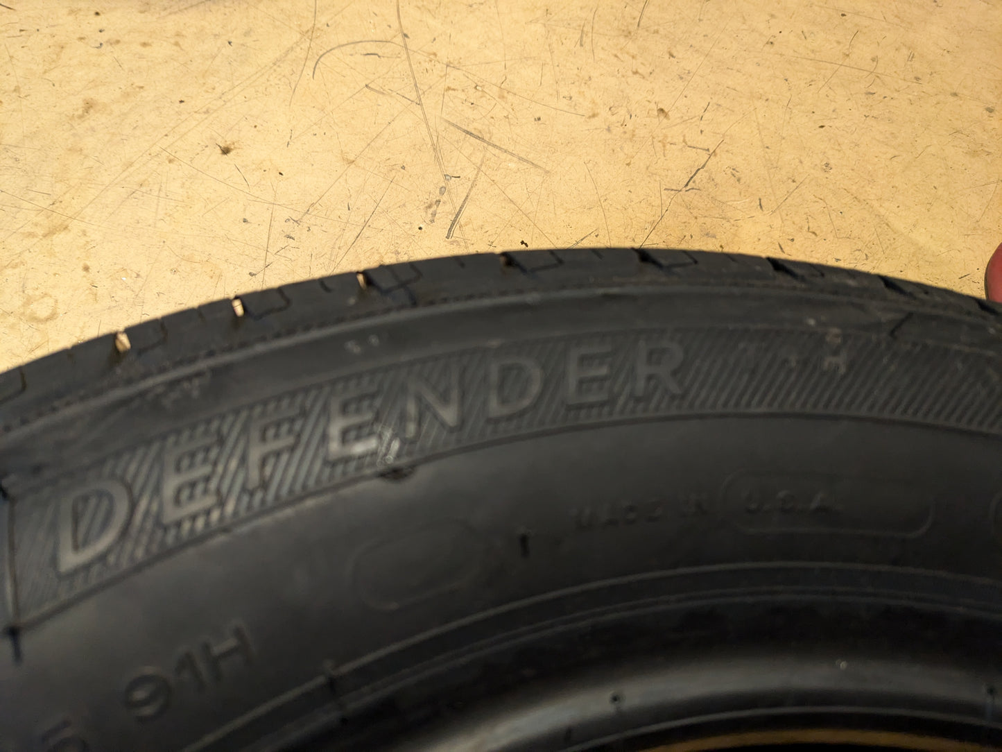 2 MICHELIN DEFENDER T+H BSW P 195 65 15 91H ALL SEASON TIRE 08771