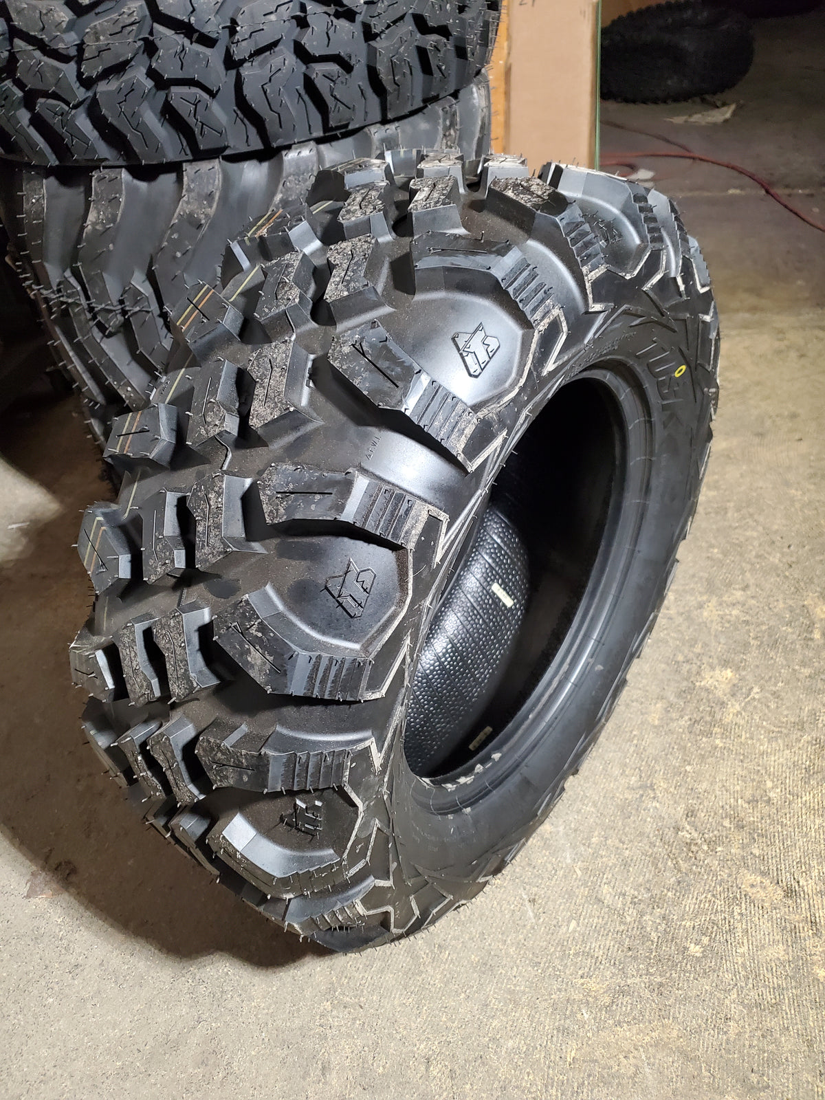 TUSK MEGABITE BSW AT 27 9 14 65M 8PLY ATV/UTV TIRE 203271017068D19F64C8