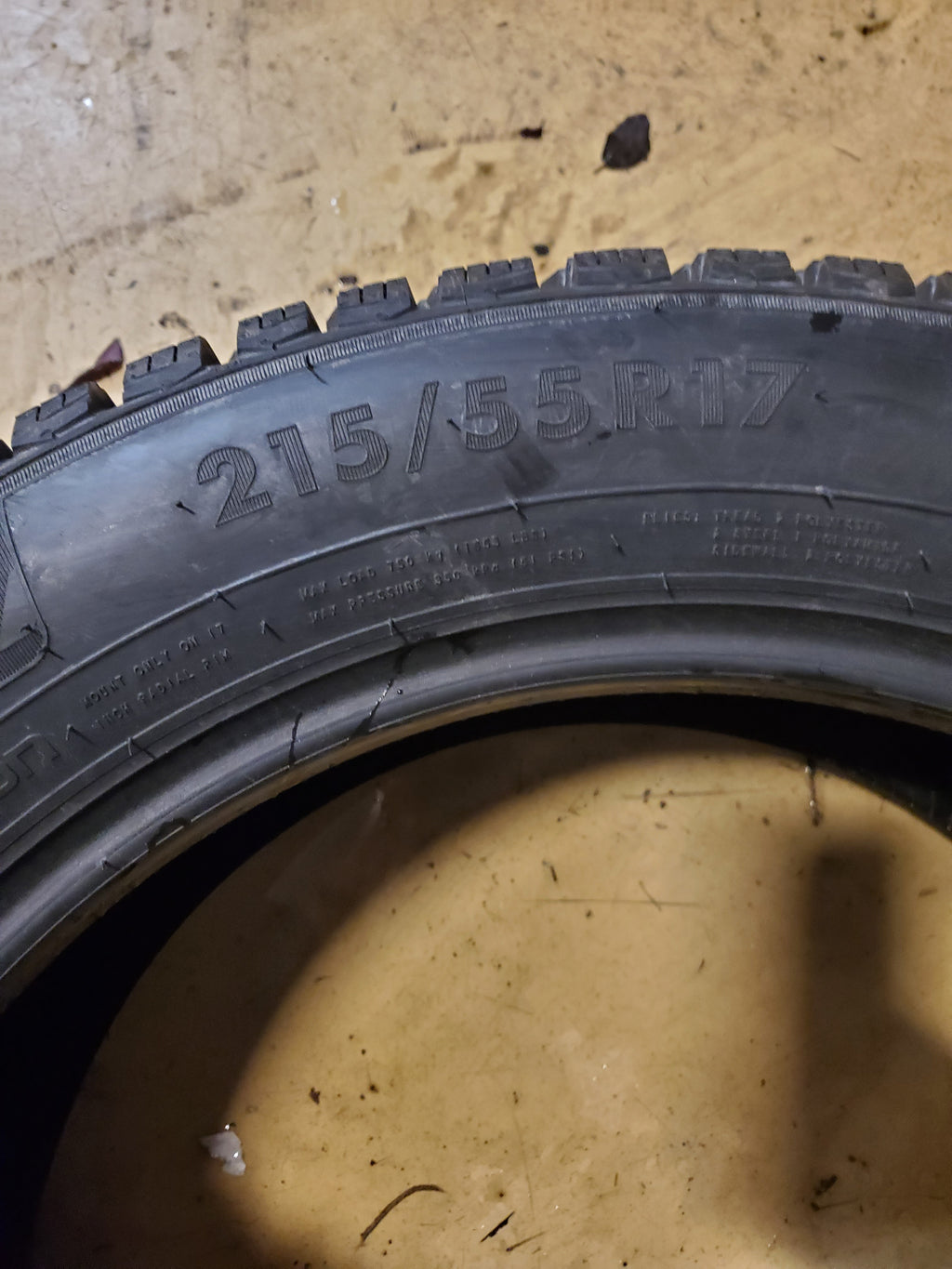 NOKIAN NORDMAN NORTH 9 STUDDED BSW P 215 55 17 98T XL WINTER TIRE T432905