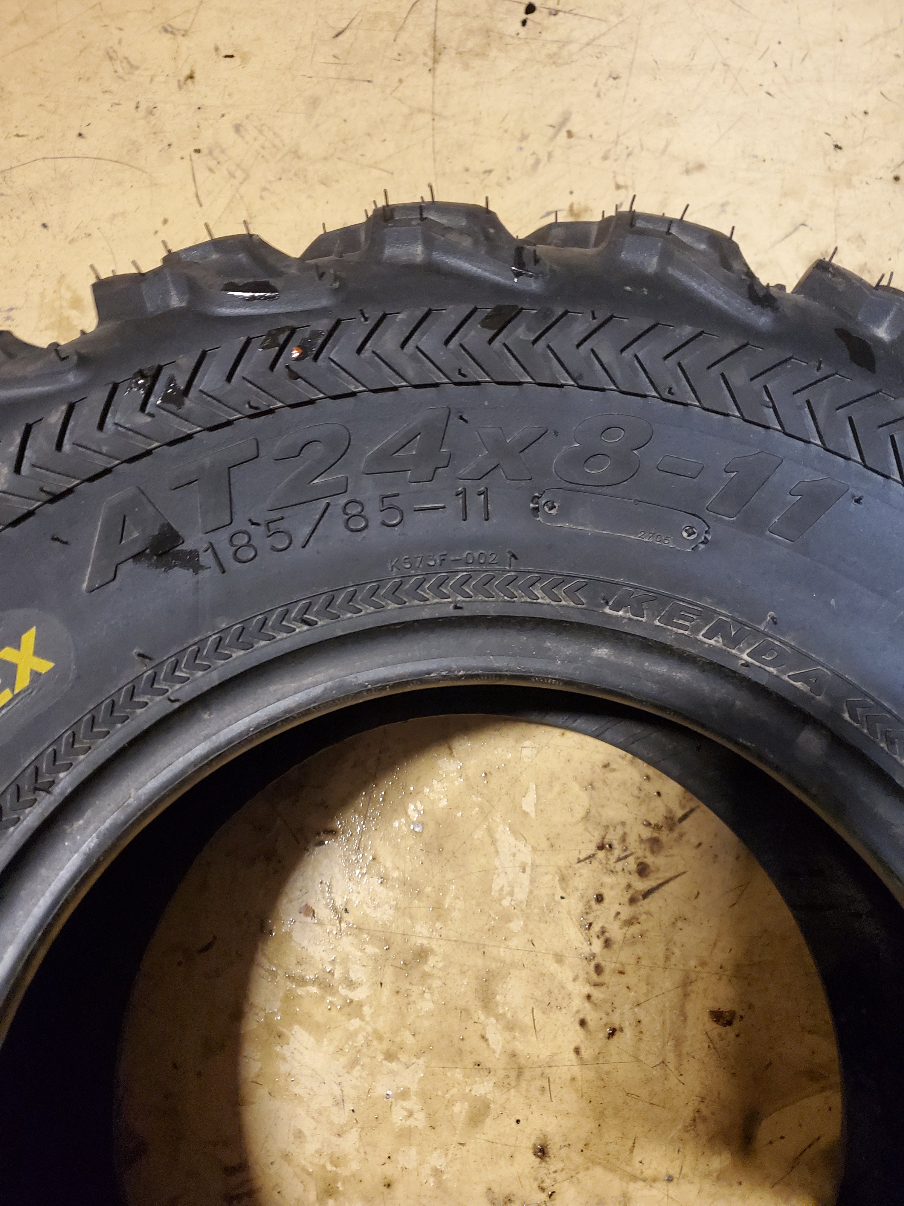 NOS KENDA BEAR CLAW EX K573 BSW AT 24 8 11 6PLY FRONT ATV/UTV TIRE 250G2091