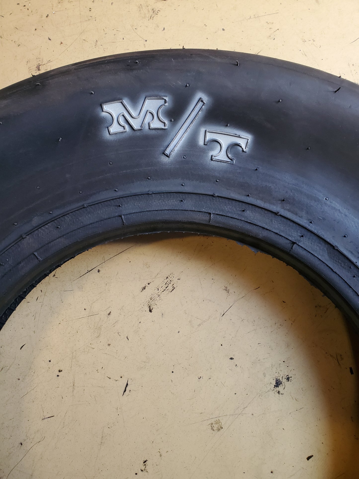 2 MICKEY THOMPSON ET FRONT BSW  27.5 4 15 DRAG TIRE 365068020