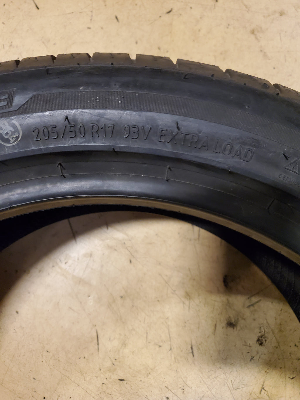 BFGOODRICH ADVANTAGE TOURING BSW P 205 50 17 93V XL ALL SEASON TIRE BFG2055017
