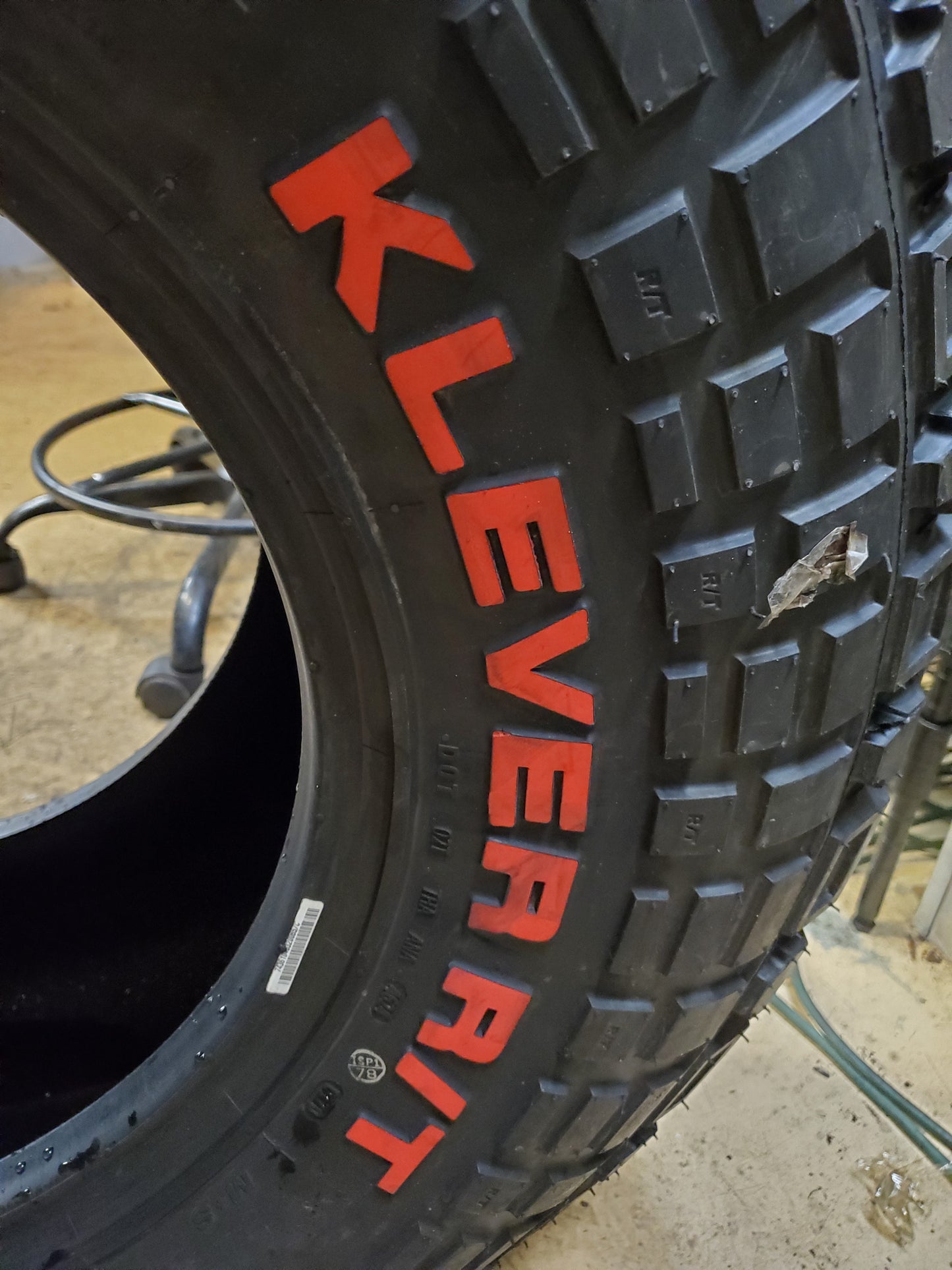 KENDA KLEVER R/T KR601 BSW LT 35 12.5 17 121R 10PLY  RUGGED TERRAIN TIRE 6010002