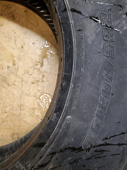 (KSL ONLY) YOKOHAMA SUPER STEEL TY303A BSW  265 70 19.5 140/138M 14PLY DRIVE TIRE 140130365