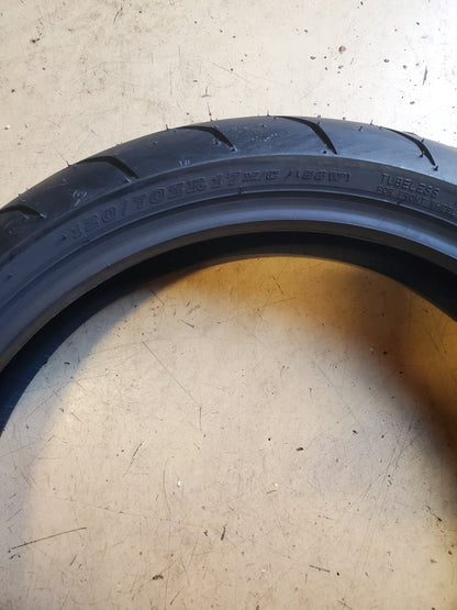DUNLOP SPORTMAX ROADSMART IV 120 70 17 58W FRONT MOTORCYCLE TIRE 45253301
