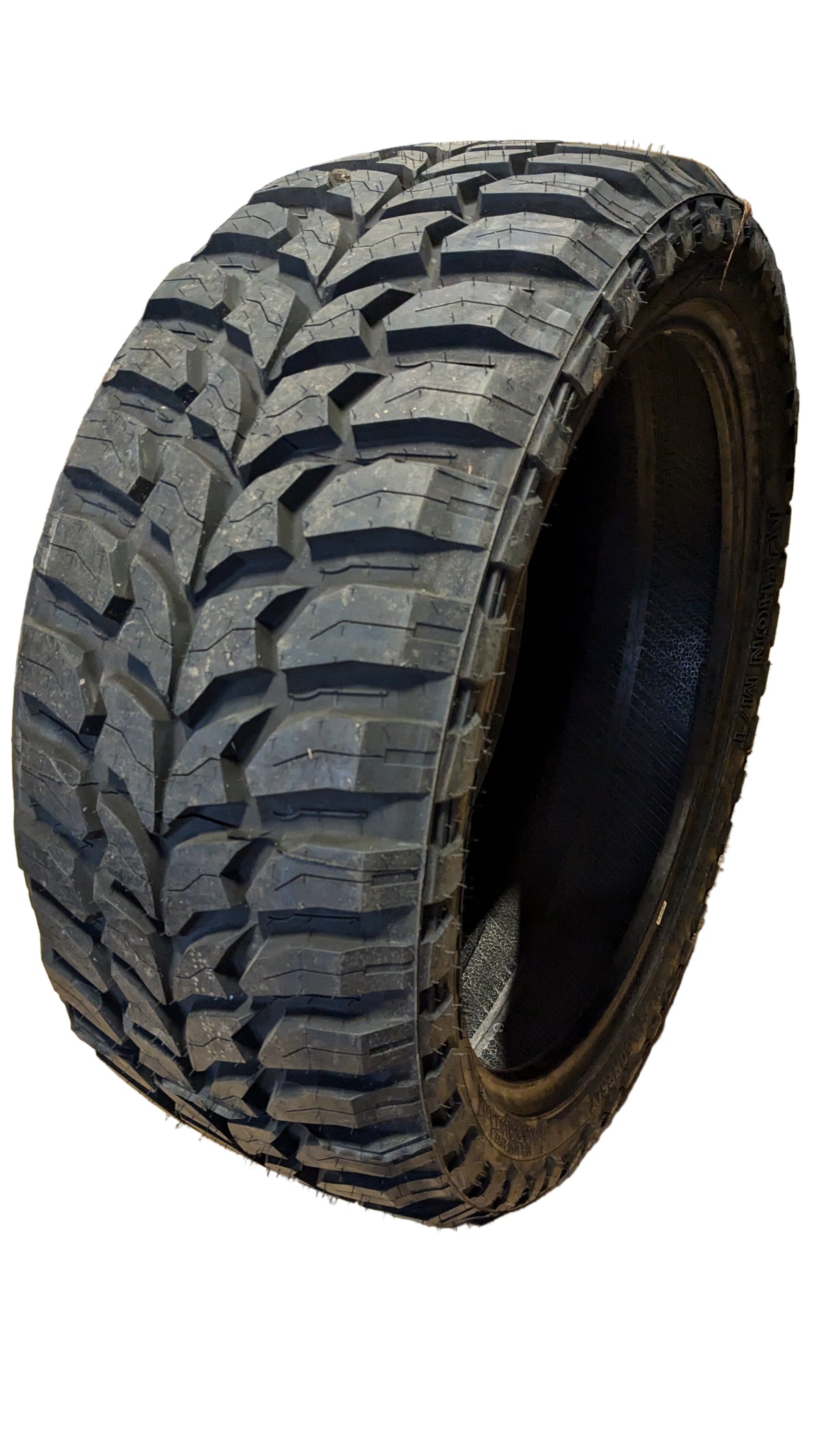 ROADONE AETHON M/T BSW LT 37 13.5 26 117Q 10PLY MUD TERRAIN TIRE AR1039