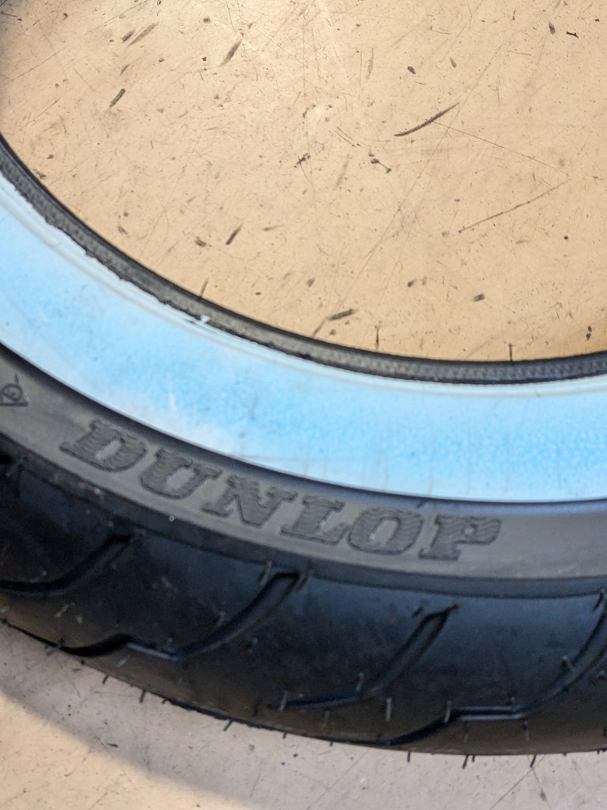 DUNLOP AMERICAN ELITE WHITE WALL MT 90 16 72H FRONT TIRE 45131391 MOTORCYCLE